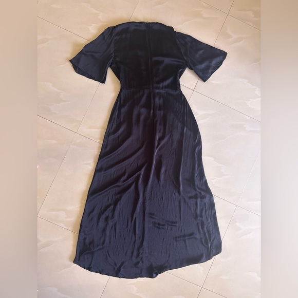 Zara Black Silky Dress Short Sleeve Maxi Asimetric Size M Chest Open And Skirt - Picture 7 of 16